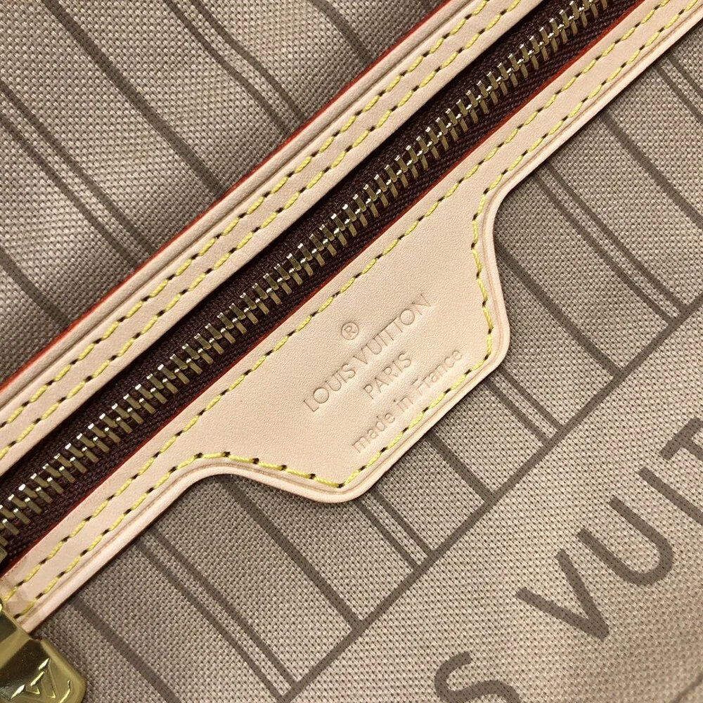Louis Vuitton Neverfull MM